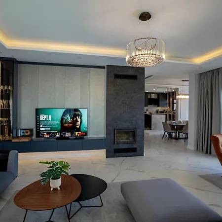 فيلة Maestral Mansion *