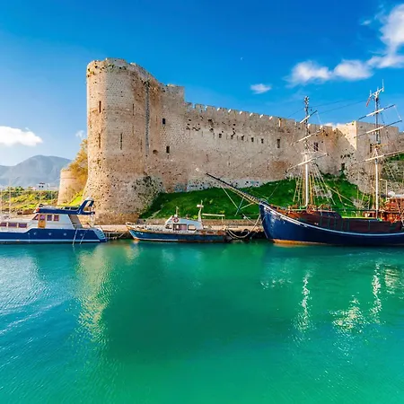 Maestral Mansion فيلة *