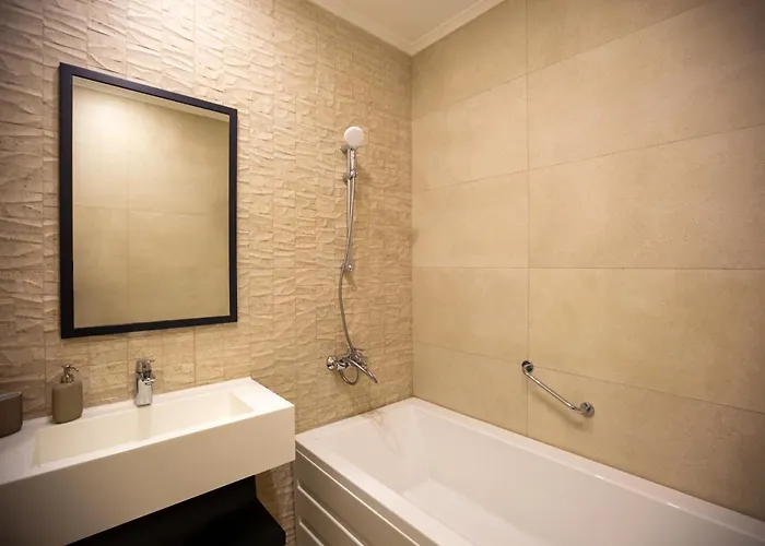 Maestral Mansion 빌라 키레니아