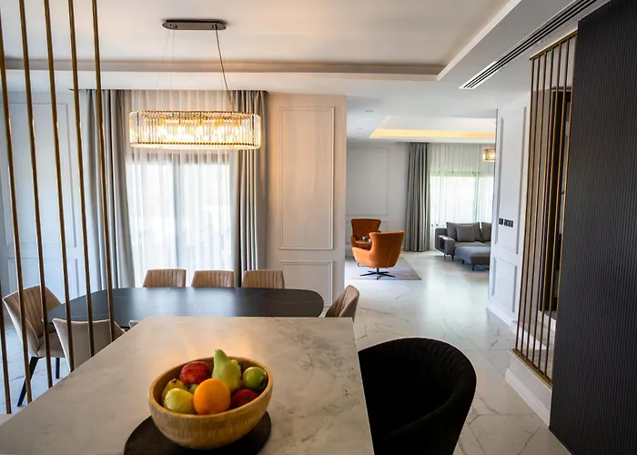 Maestral Mansion 키레니아