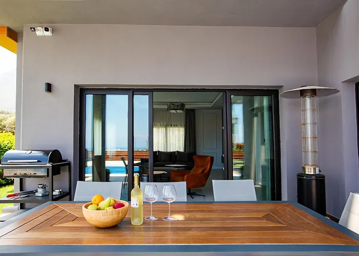 Maestral Mansion * 키레니아