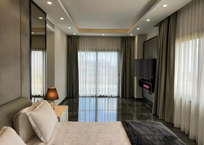 Maestral Mansion * 키레니아