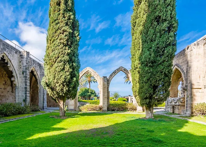 Maestral Mansion 빌라 키레니아